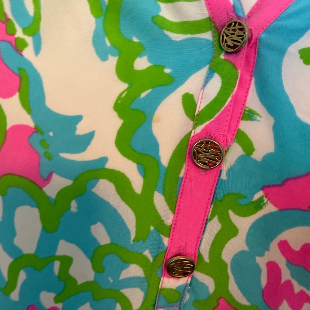 Lilly Pulitzer Elsa Silk in a Delicacy Floral Pink, Blue and Green Top size xs - Picture 4 of 14